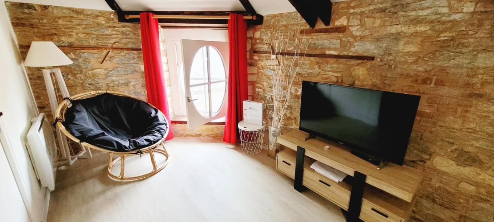Appartement De Charme - Centre Ville ชาโตว์บรีอองต์ ภายนอก รูปภาพ