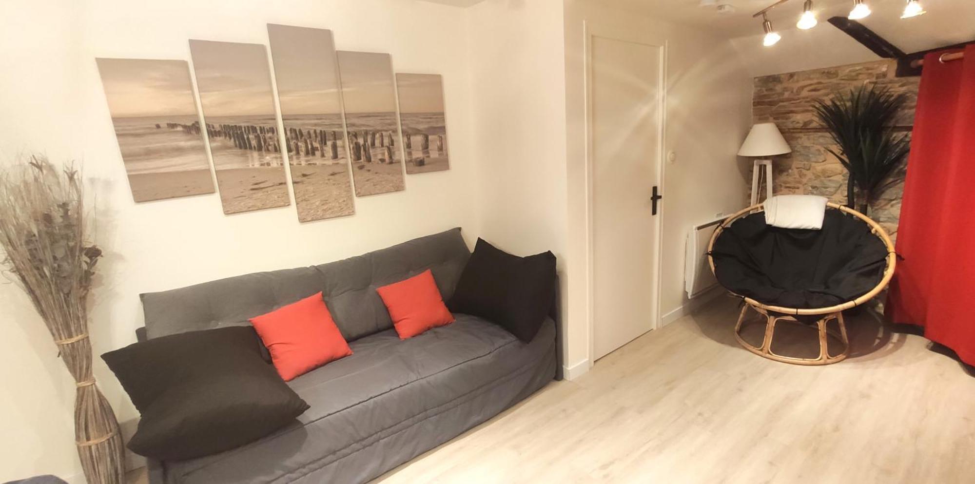 Appartement De Charme - Centre Ville ชาโตว์บรีอองต์ ภายนอก รูปภาพ