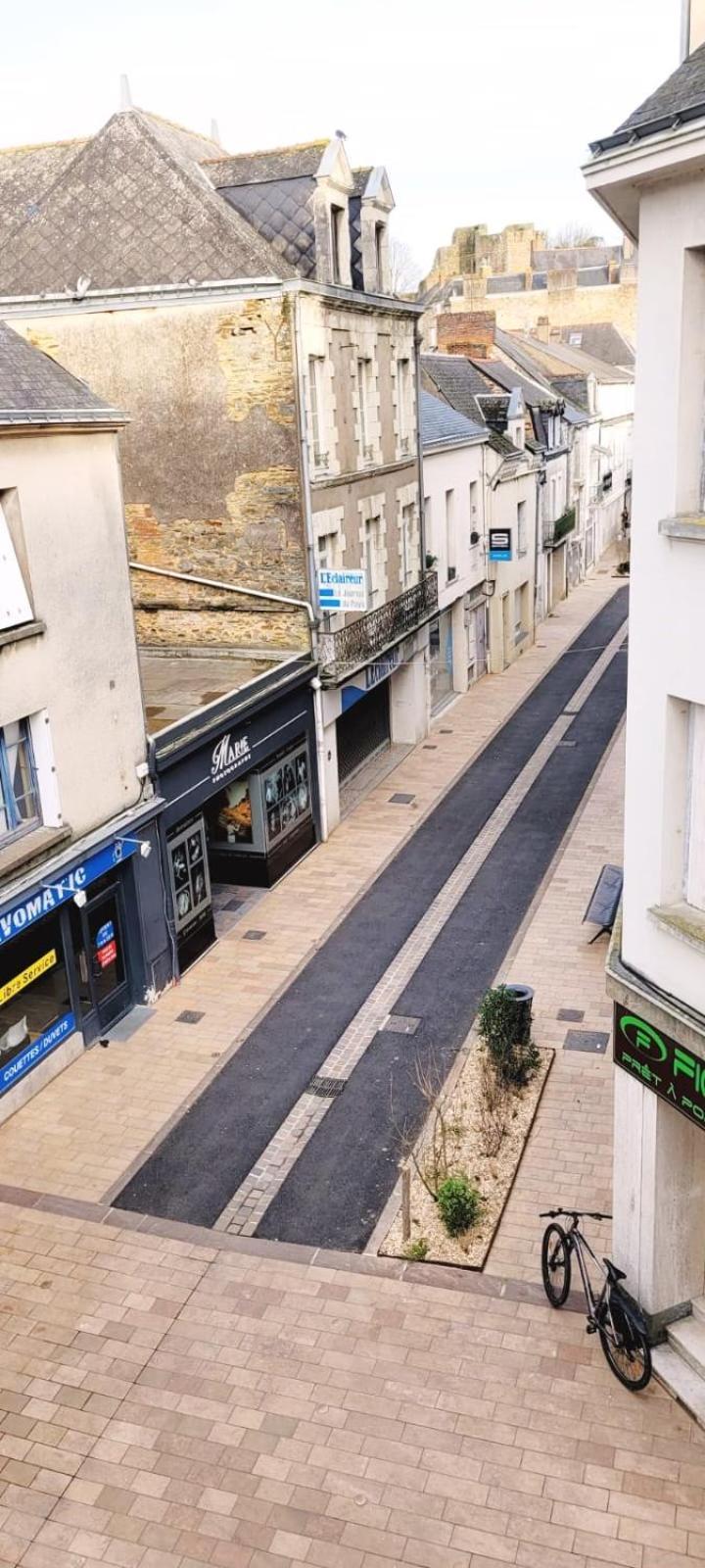 Appartement De Charme - Centre Ville ชาโตว์บรีอองต์ ภายนอก รูปภาพ